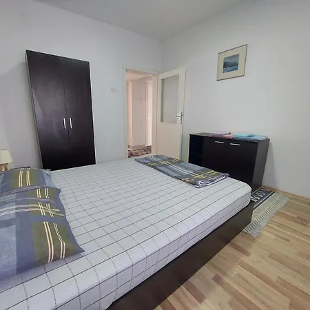 Apartment Lungro's Main Square *