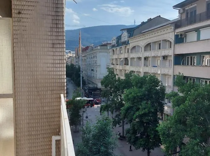 Lungro's Main Square * Skopje